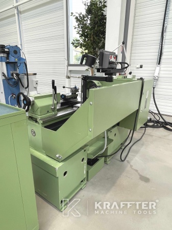 Machine tools for turning operations COLCHESTER MASTER VS 3250 20690-022