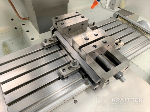 Table of CNC milling machine FEHLMANN Picomax 54 20689-970