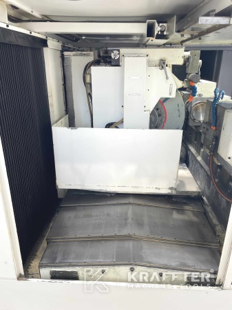 Numerically assisted CNC cylindrical grinder OKUMA GP-26T II 20690-023