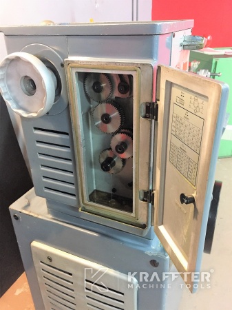 Manual lathe SCHAUBLIN 135 20689-894 - KRAFFTER Machine tools reseller