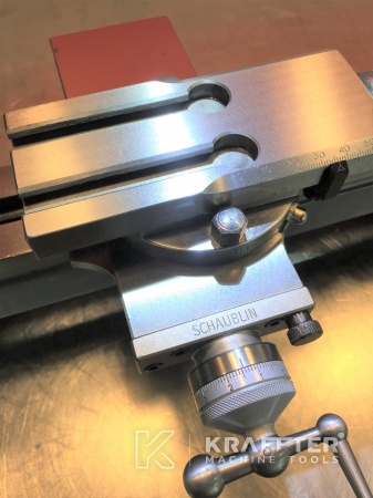 Industrial machines for turning operations Manual lathe SCHAUBLIN 70 20689-914