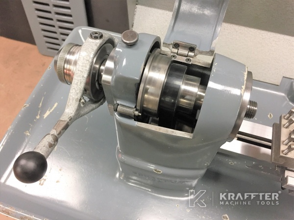 Manual lathe SCHAUBLIN 70 20689-922 - KRAFFTER Machine tools reseller