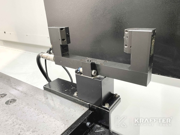 EUMACH DVM 2021 90082 available at Kraffter Machine Tools dealer