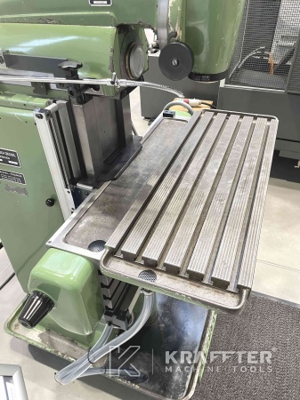 Table of Conventional milling machine DECKEL FP2 20690-046
