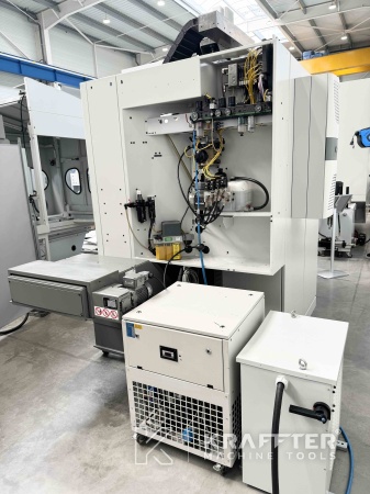 Buying and selling used CNC machining centre HERMLE C30U dynamic 90086 Europe, United Kingdom, worldwide