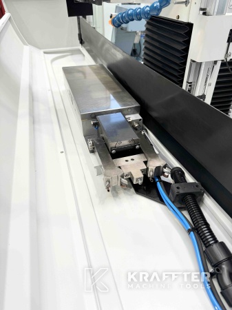 International buying and reselling CNC surface grinder JUNG JE 525 P 90091